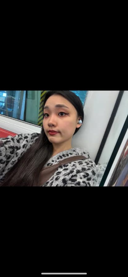 Michelle photo 3