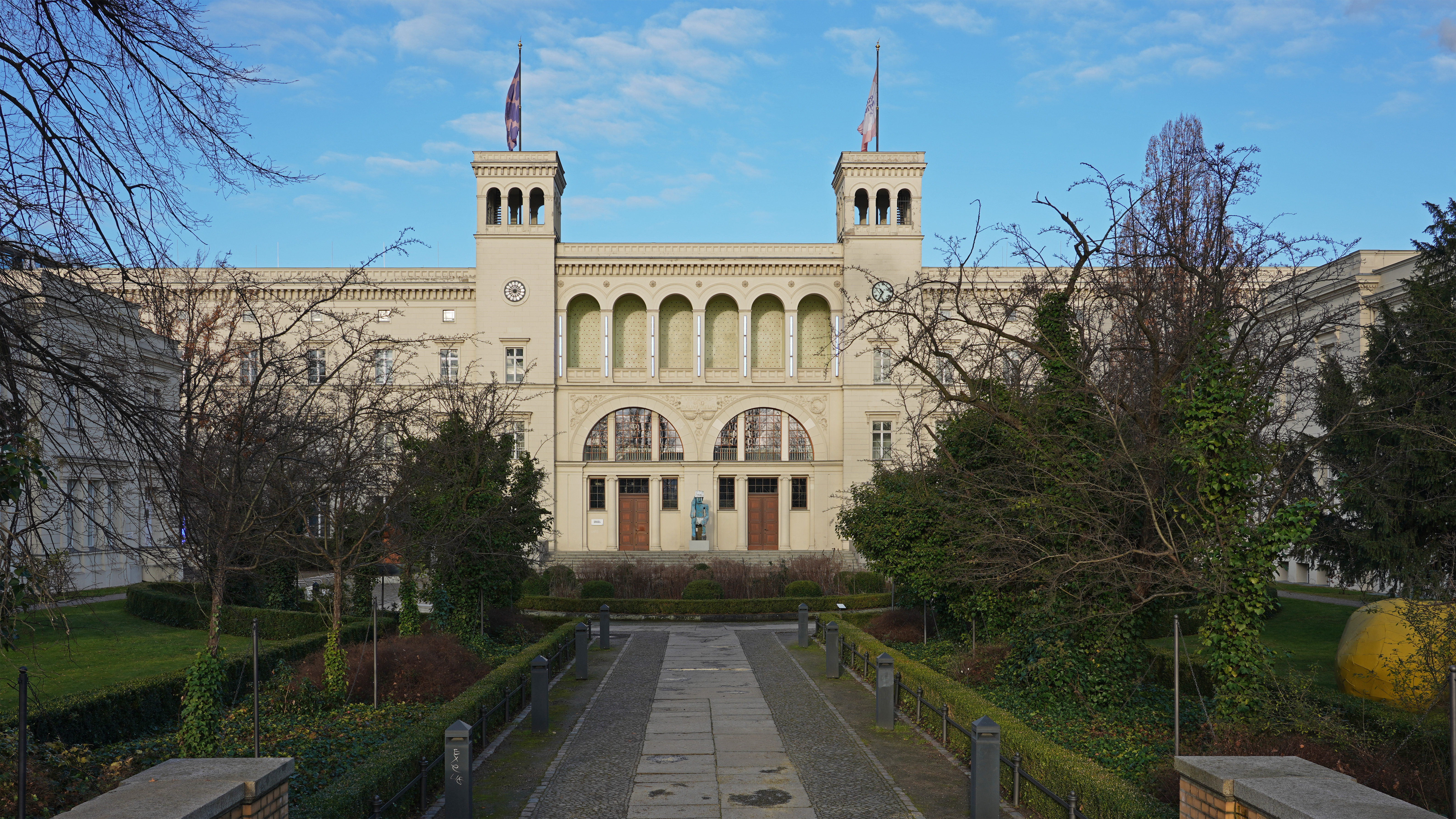 Hamburger Bahnhof, Berlin