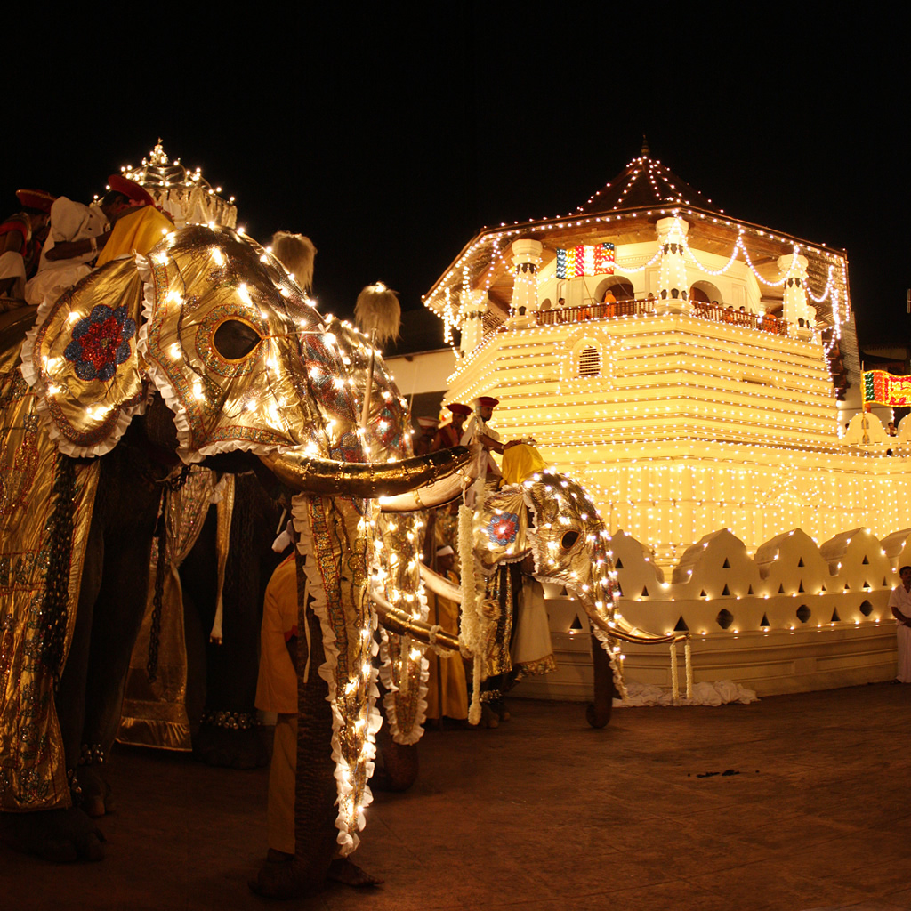 Esala Perahera